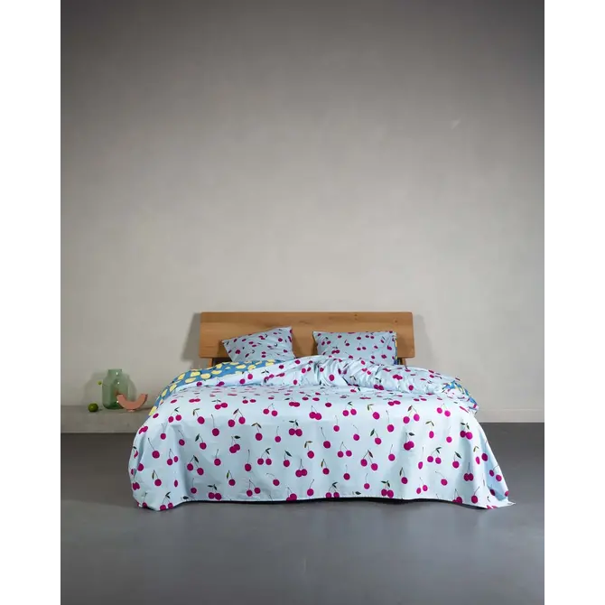 Covers & Co Zesty cherry Dekbedovertrek Ice blue 140x200/220