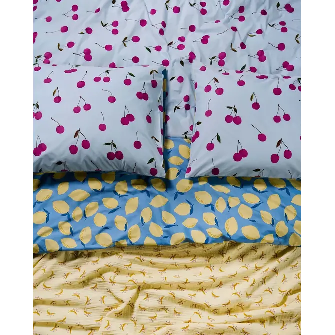 Covers & Co Zesty cherry Dekbedovertrek Ice blue 140x200/220