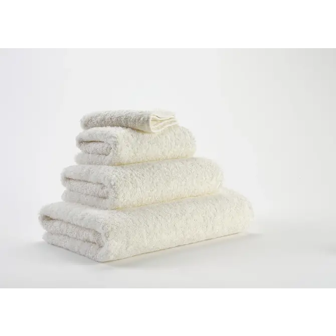 Abyss & Habidecor Super Pile Douchelaken 70x140 103 ivory