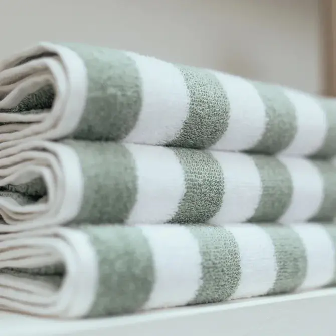 Vandyck Verona Stripes Washandje 16x22 smoke green