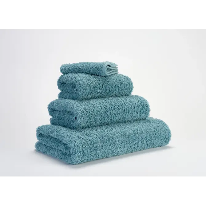 Abyss & Habidecor Super Pile Guest towel 40x75 309 atlantic