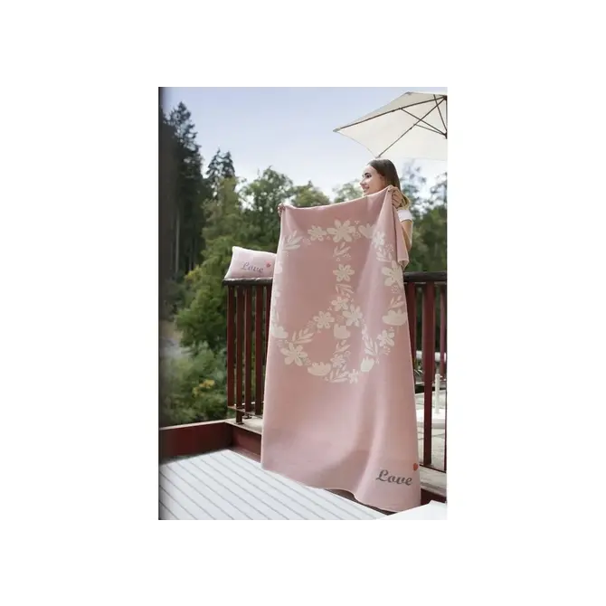 David Fussenegger SILVRETTA plaid en coton - paix 200x140 cm rose