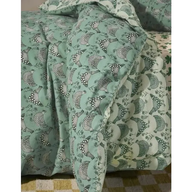 Covers & Co Chicken Run Dekbedovertrek Turquoise 200x200/220 Covers & Co Chicken Run Dekbedovertrek Turquoise 200x200/220