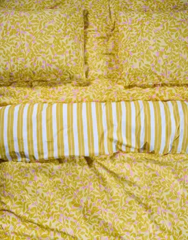 Covers & Co Petite berry Dekbedovertrek Lemon yellow 140x200/220