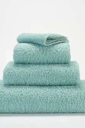Abyss & Habidecor Super Pile Gastendoekje 30x50 235 ice