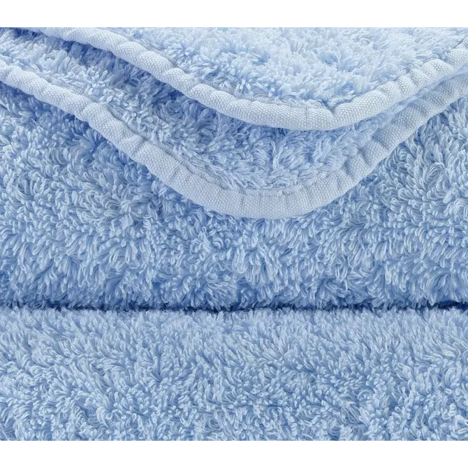 Abyss & Habidecor Super Pile Gastendoekje 30x50 330 powderblue