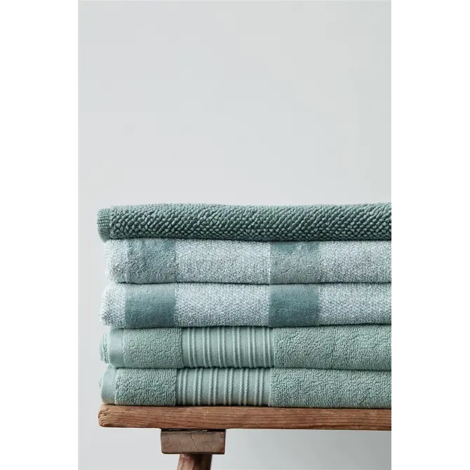 Beddinghouse Sheer Stripe Guest towel Green 30x50 cm Beddinghouse Sheer Stripe Guest towel Green 30x50 cm