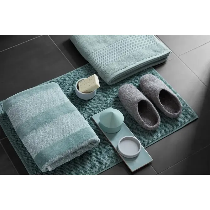 Beddinghouse Sheer Stripe Guest towel Green 30x50 cm Beddinghouse Sheer Stripe Guest towel Green 30x50 cm