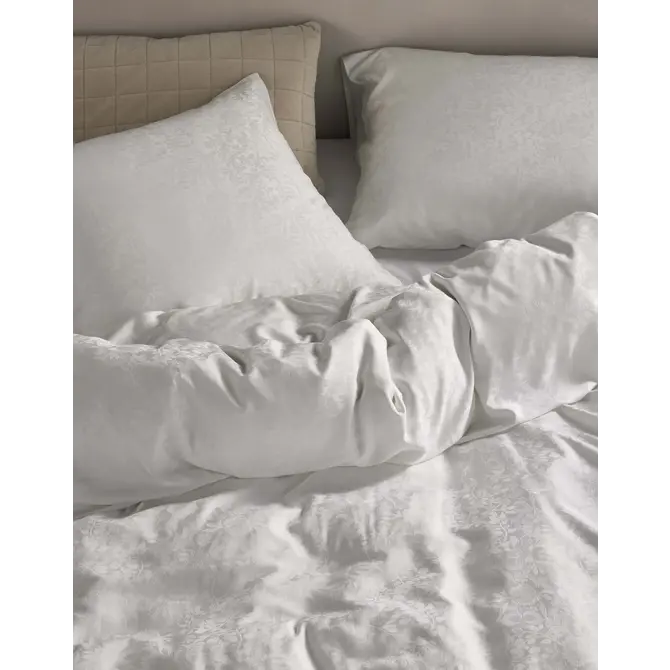 Essenza Felipa Kussensloop Oyster 60x70