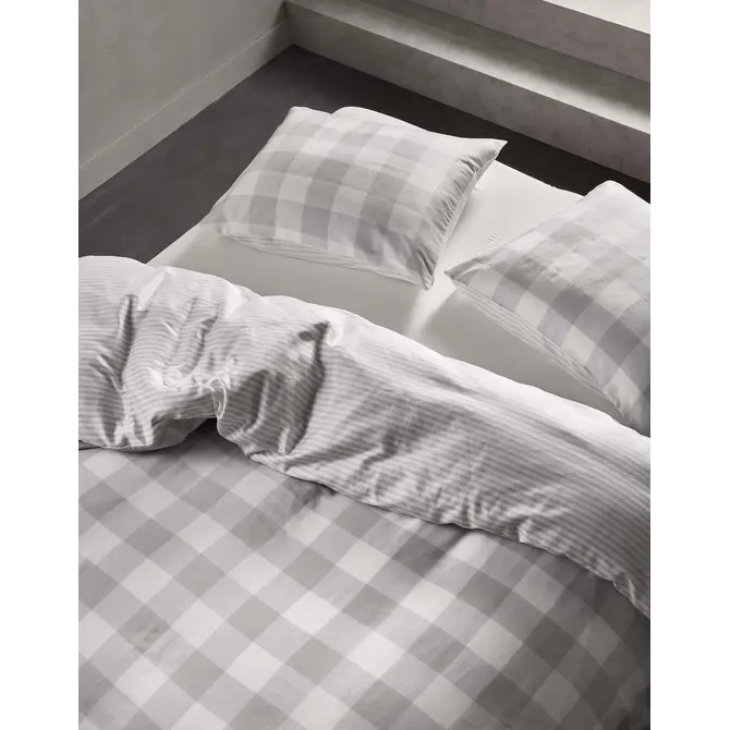 Essenza Chess Dekbedovertrek Grey 200x200/220 Essenza Chess Dekbedovertrek Grey 200x200/220