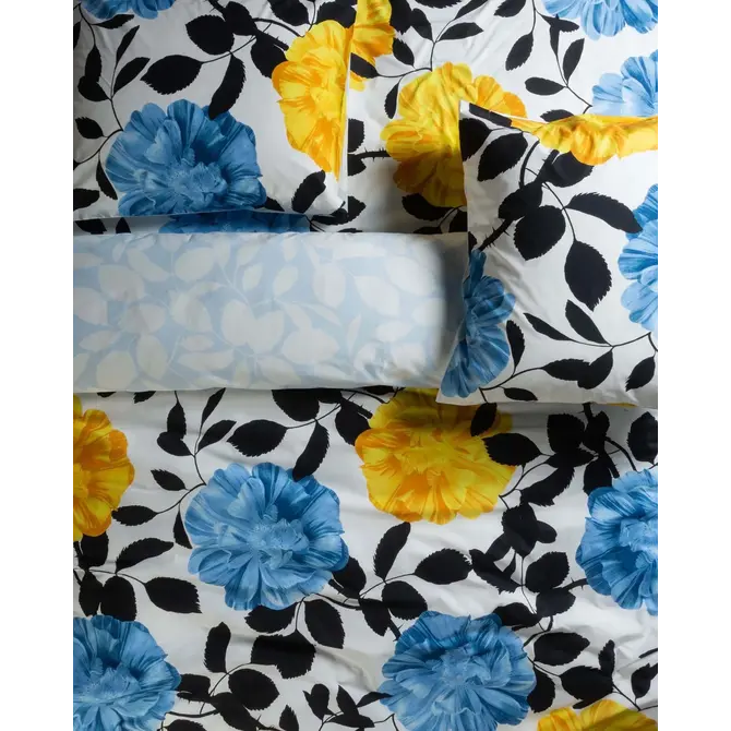 Covers & Co Bloom with a view Dekbedovertrek Bright white 200x200/220 Covers & Co Bloom with a view Dekbedovertrek Bright white 200x200/220