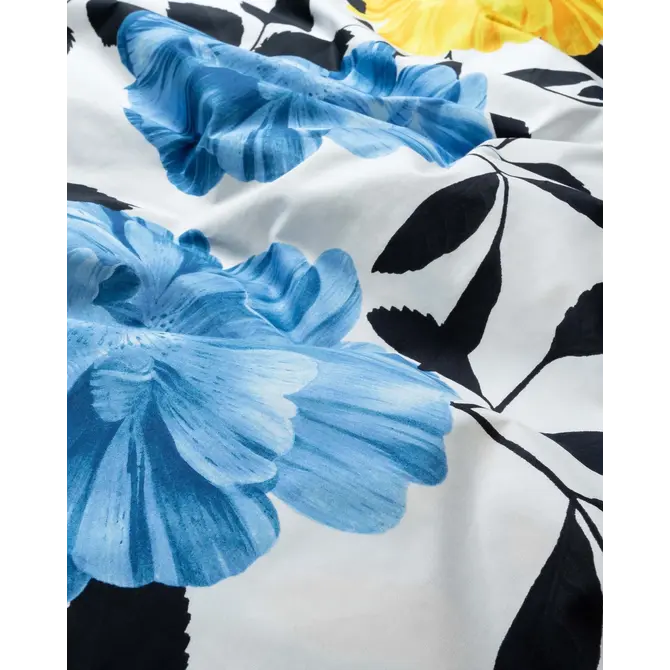 Covers & Co Bloom with a view Dekbedovertrek Bright white 200x200/220 Covers & Co Bloom with a view Dekbedovertrek Bright white 200x200/220