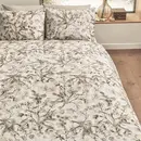 Rivièra Maison Riviera Maison Kussensloop Blushing Blooms  Zand 60x70 cm