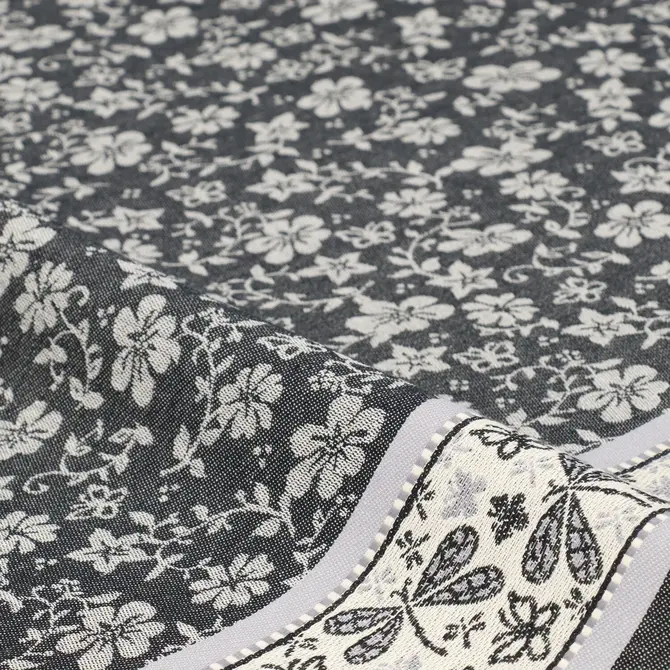 Bunzlau Castle Torchon Dragonfly Noir