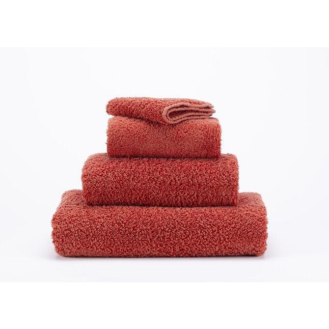 Abyss & Habidecor Super Pile Handdoek 55x100 638 chili