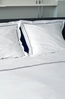 Dommelin Housse de couette Cortina Percale 200TC Blanc-Anthracite 140x200/220 cm