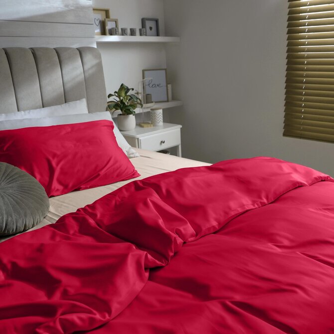 Dommelin Drap Uni Satin 300TC 579 Cerise 160x270 cm