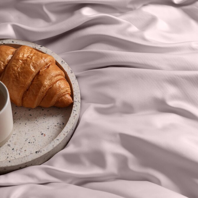 Dommelin Laken Uni Satijn 300TC 530 Lichtroze 200x270 cm