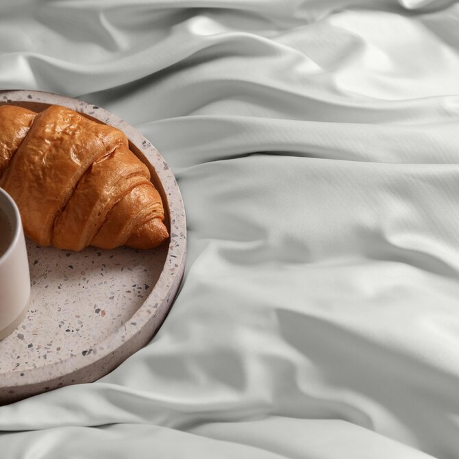 Dommelin Laken Uni Satijn 300TC 523 Zilver 200x270 cm