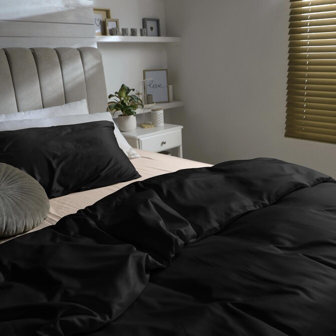 Dommelin Laken Uni Satijn 300TC 533 Zwart 200x270 cm