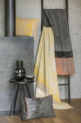 David Fussenegger kussensloop SILVRETTA blokken 40x60