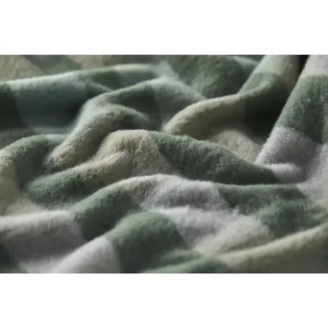 David Fussenegger SAVONA plaid  colour gradient  Maat 150x200 green