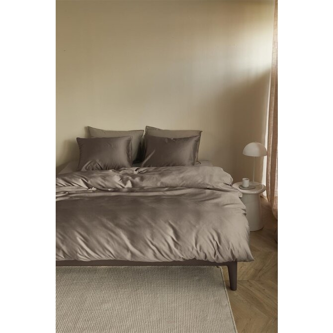 Beddinghouse Dekbedovertrek Change Taupe 200x200/220 cm
