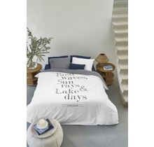 Riviera Maison Dekbedovertrek Lake Days - Marineblauw 200x200/220 cm