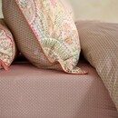 Pip Studio Pip Studio Cross Stitch - Rouge Corail 140x200 cm Hauteur d'angle 35 cm