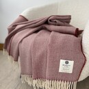 Mcnutt of Donegal McNutt of Donegal plaid lambswool 140x200 Tabasco