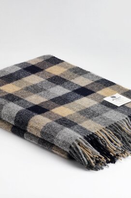 McNutt of Donegal plaid pure laine Home 145x200 Moutarde Marine bloc