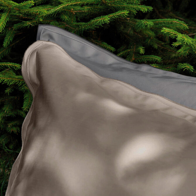 Taie d'oreiller Dommelin Volant Dreamliner Satin 600TC Truffe 60x70 cm