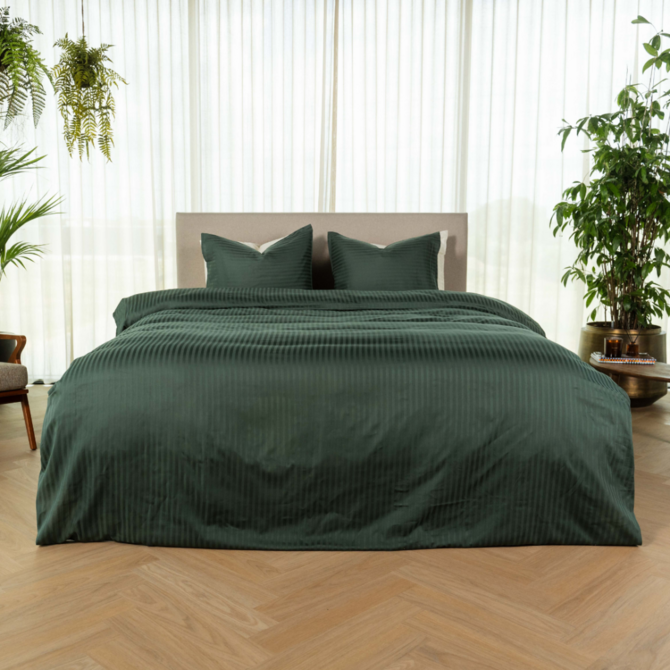 Kayori Elin  Dekbedovertrek  Katoensatijn  140x200/220  Donkergroen