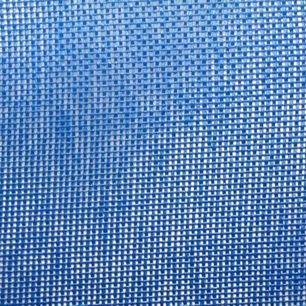 Zwembad afdeknet kleur blauw, voor een zwembad van 5x10 meter.