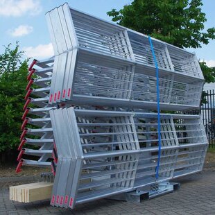 Hellend dak transportframe volledig