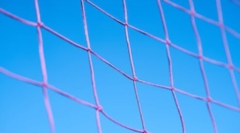 Hoe hoog is een volleybalnet?