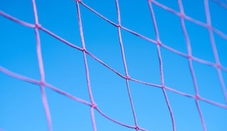Hoe hoog is een volleybalnet?
