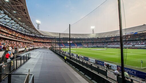 Stadionnetten, voorkom rommel op het veld