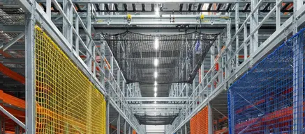 Magazijn en transportbanden