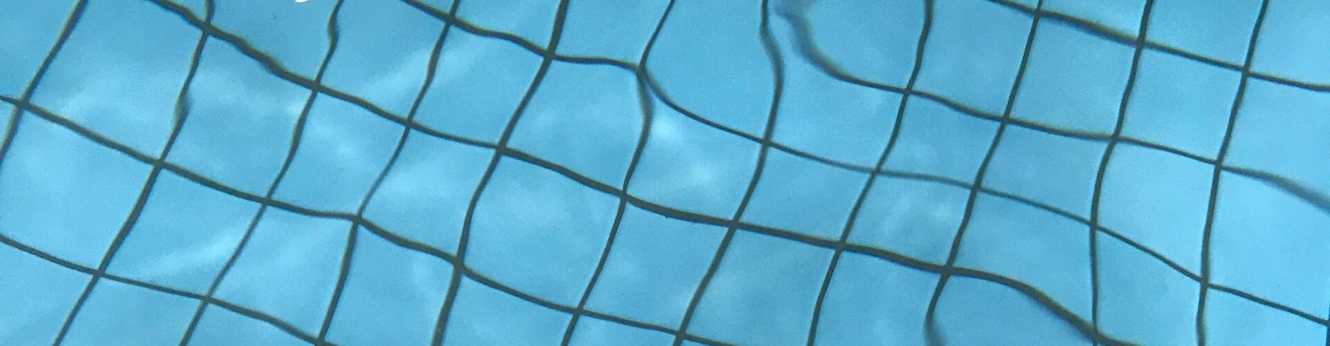 Zwembad afdekken? Dit zijn de 5 grootste voordelen