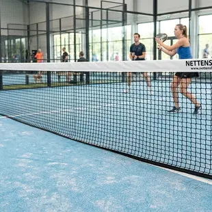 Padelnet geknoopt