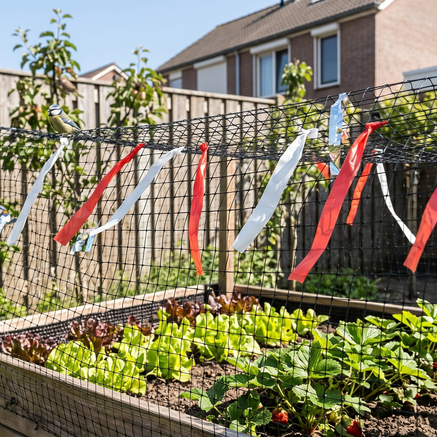 Tuinnet bevestigen: de beste methodes voor elke tuin