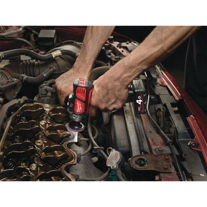 MILWAUKEE M12 BPS  subcompactpolijst-/schuurmachine