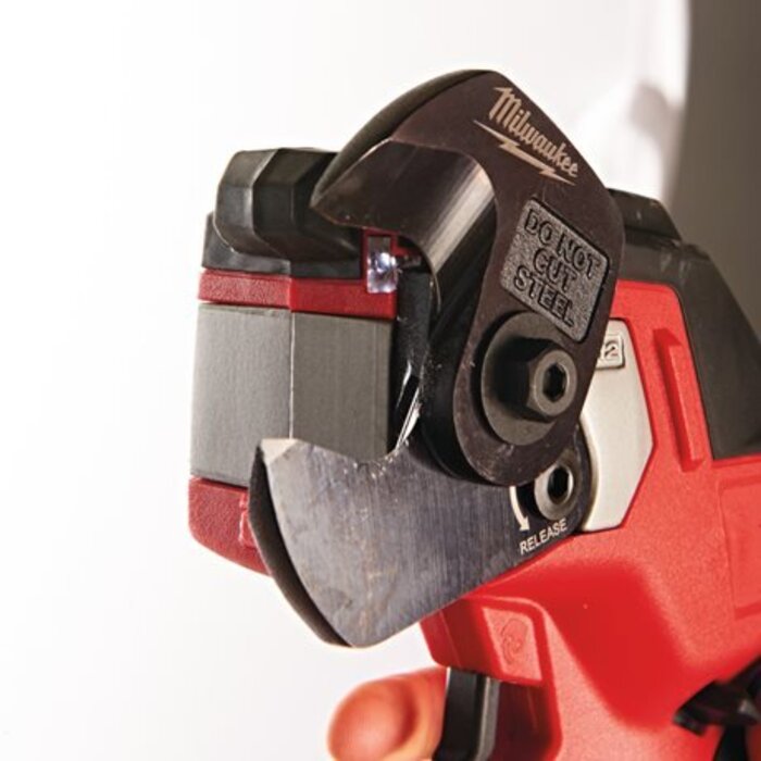 MILWAUKEE M12 CC Subcompactkabelkniptang 32 mm