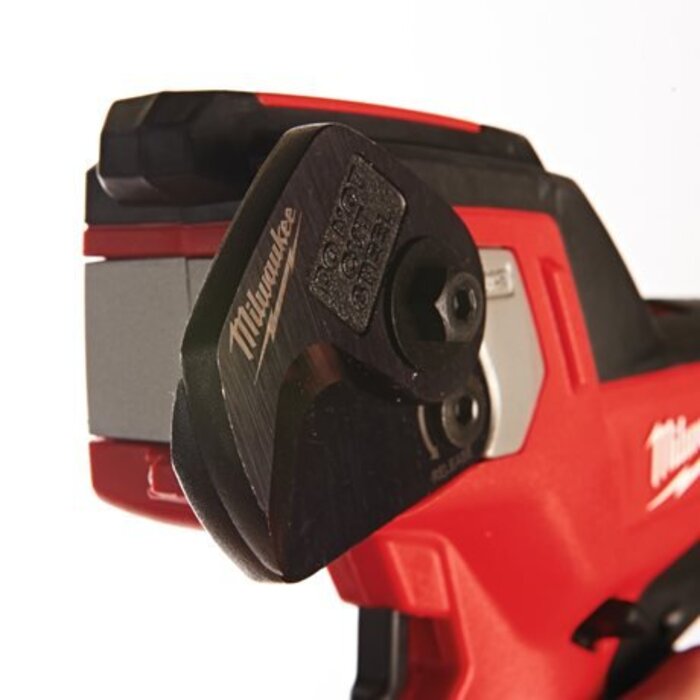 MILWAUKEE M12 CC Subcompactkabelkniptang 32 mm