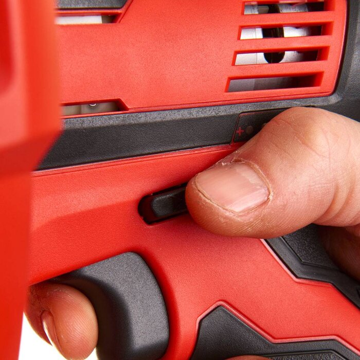 MILWAUKEE M12 BDC6 subcompacte ontstoppingsmachine met 6 mm diameter spiraalkabel