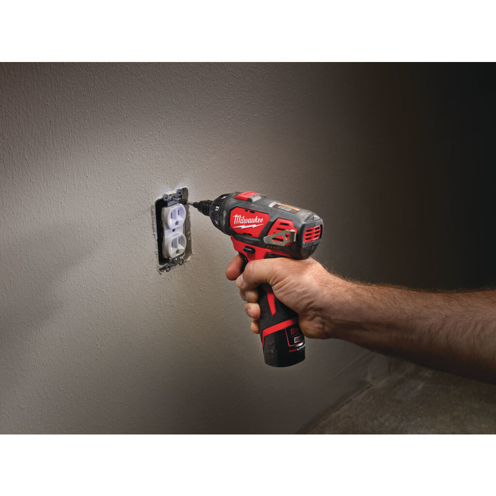 MILWAUKEE M12 BSD 1-TOERIGE SUBCOMPACTSCHROEVENDRAAIER