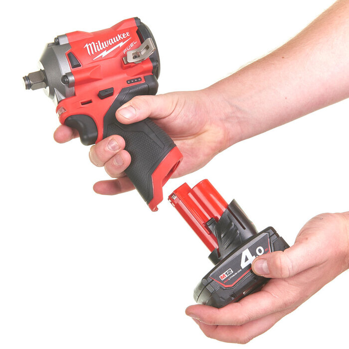 MILWAUKEE M12 FIWF12  SLAGMOERSLEUTEL ½″