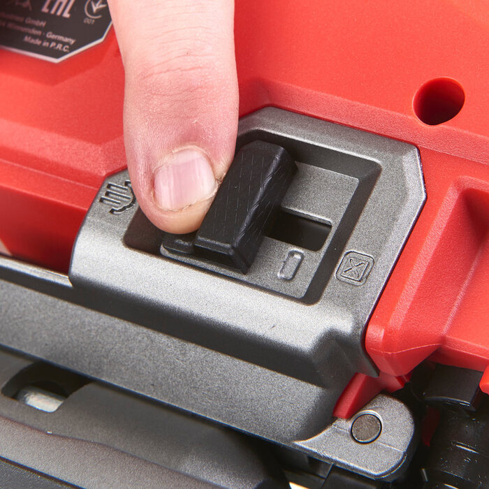 MILWAUKEE M18 FJS DECOUPEERZAAGMACHINE
