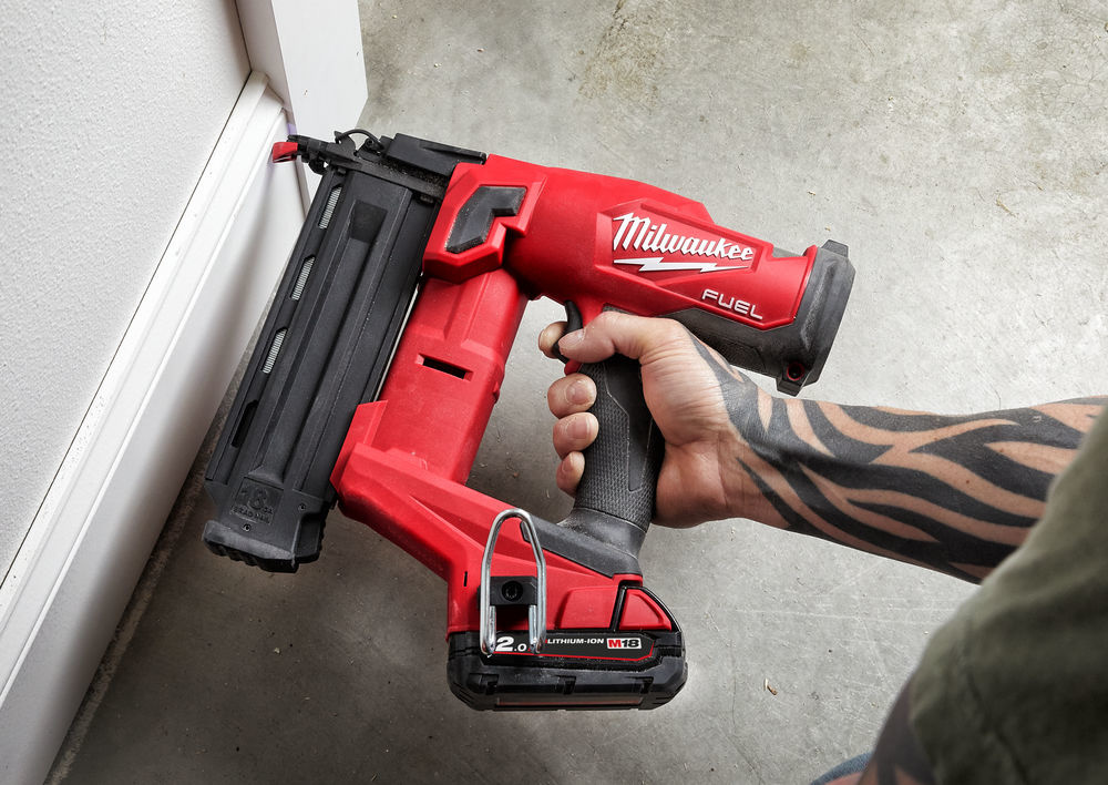 MILWAUKEE M18 FN18GS AFWERKINGSTACKER